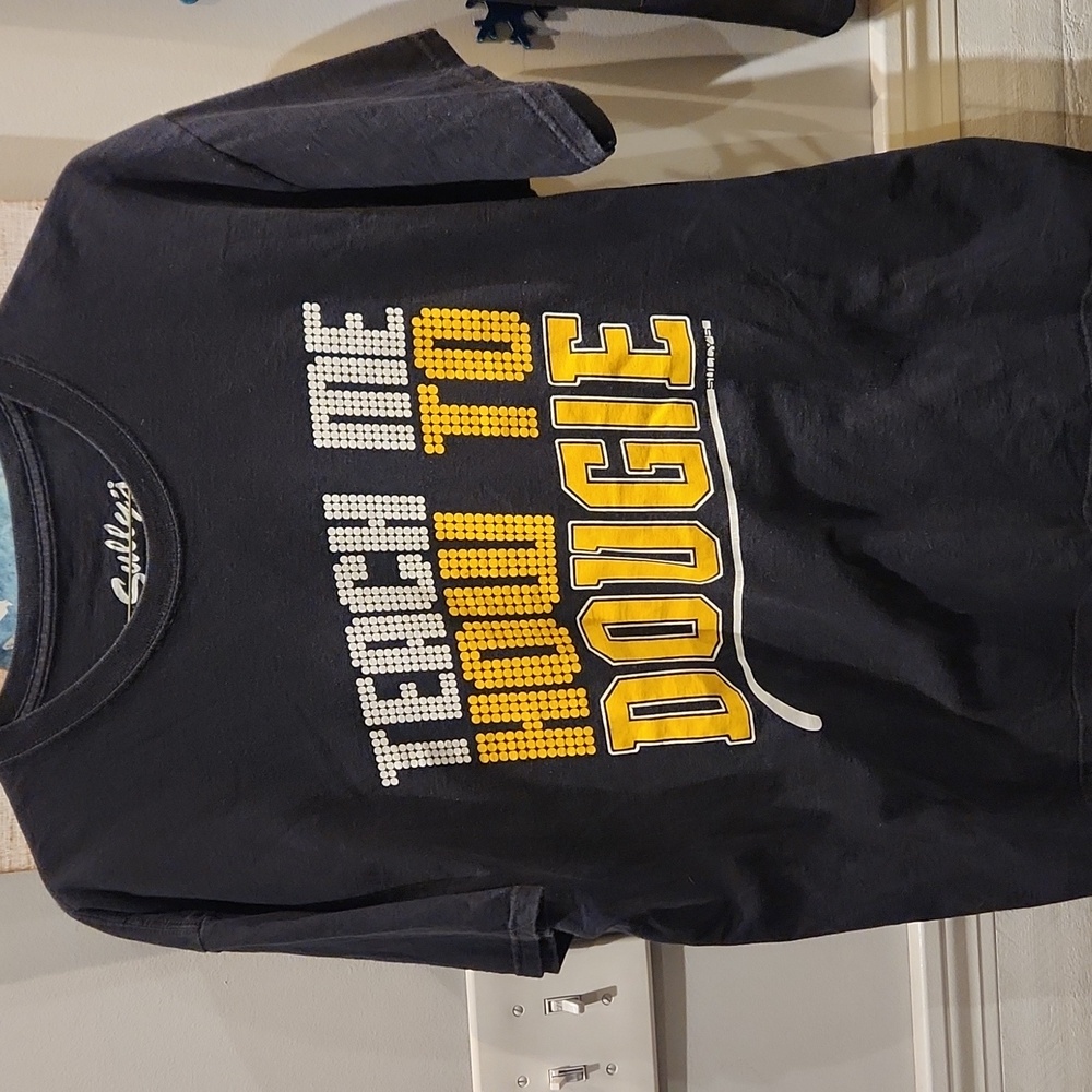 Sully's Teach Me How To Dougie  Men's sz XL tshirt